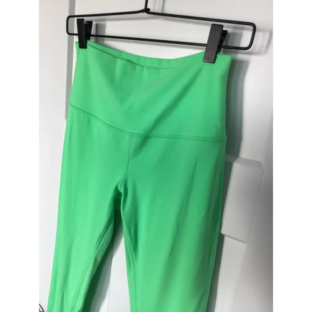 Lululemon Women's Wunder Under Smoothcover High Rise Tight Neon Green‎ Size 8